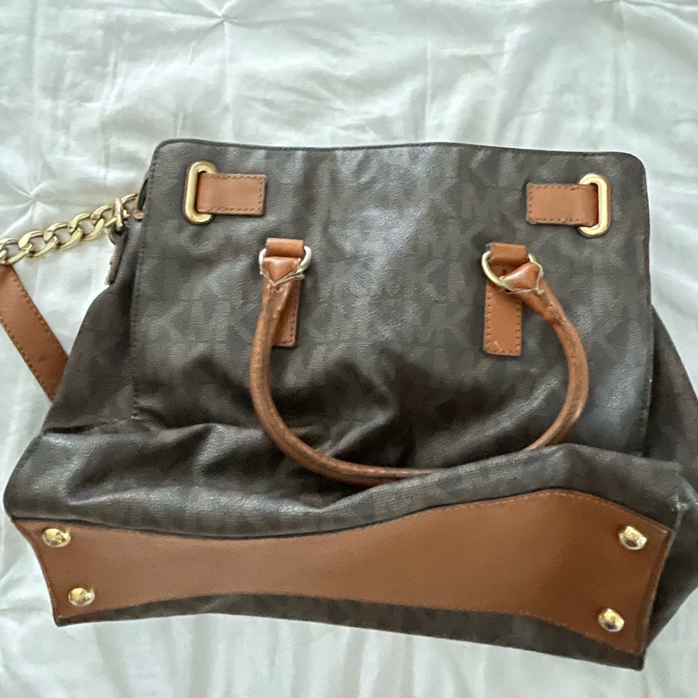 Michael Kors 2000’s hand bag